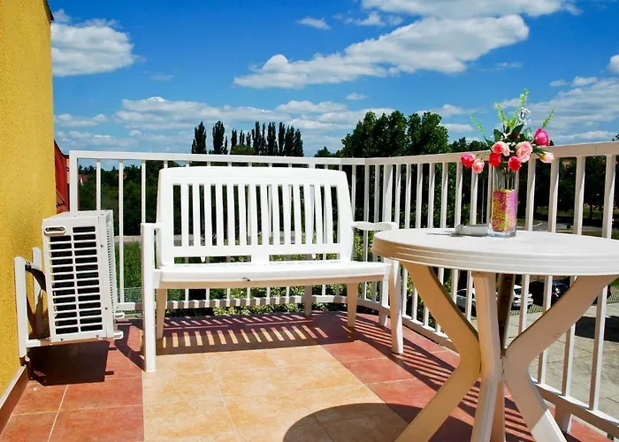 Kastely Panzio Ii. Vendégház