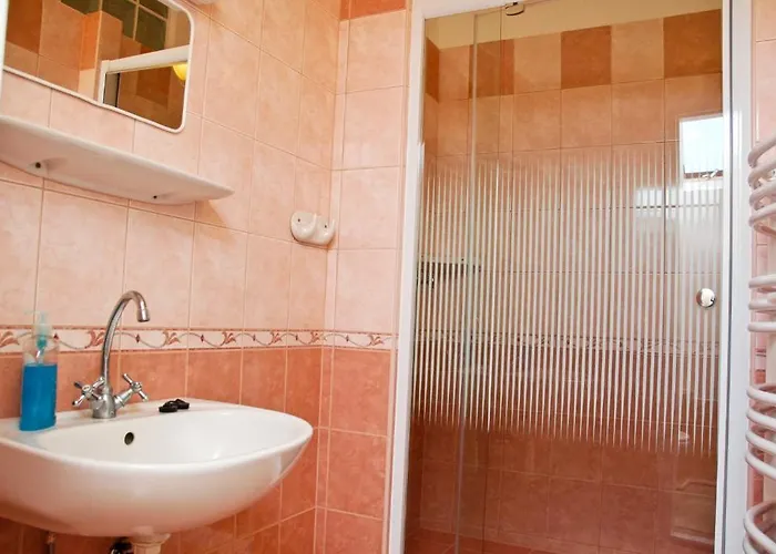 Kastely Panzio Ii. *