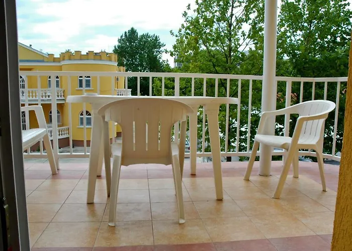 Vendégház Kastely Panzio Ii. *