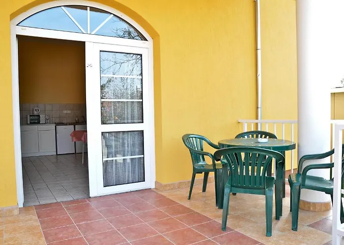 Kastely Panzio Ii. Vendégház